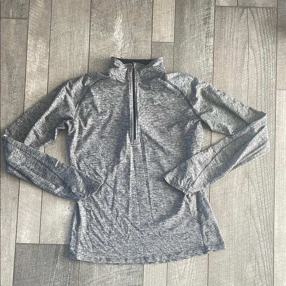 Nike Dri-Fit Size Medium Heathered Grey 1/4 Zip Pullover Top - Picture 7 of 7